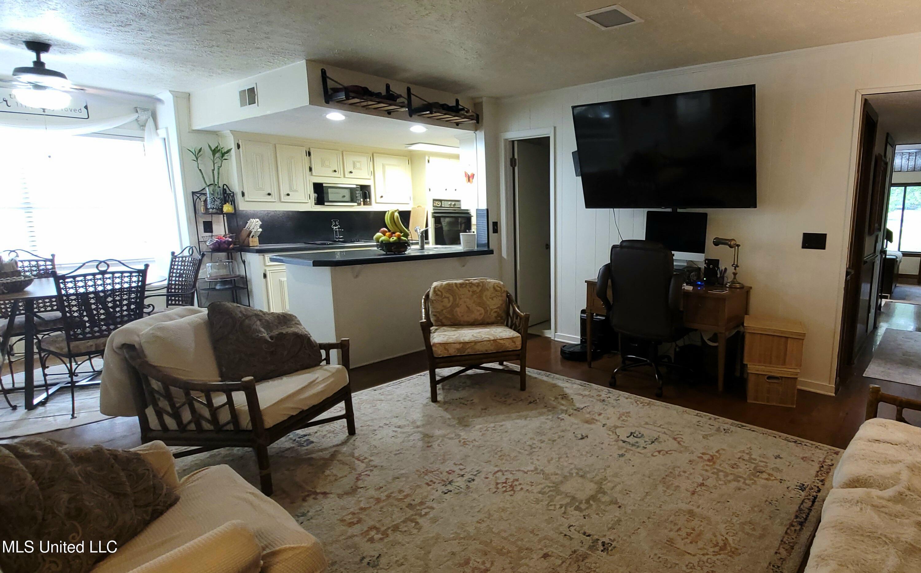 415 St Augustine Drive Madison, MS 39110 - Photo 13 of 52 Den