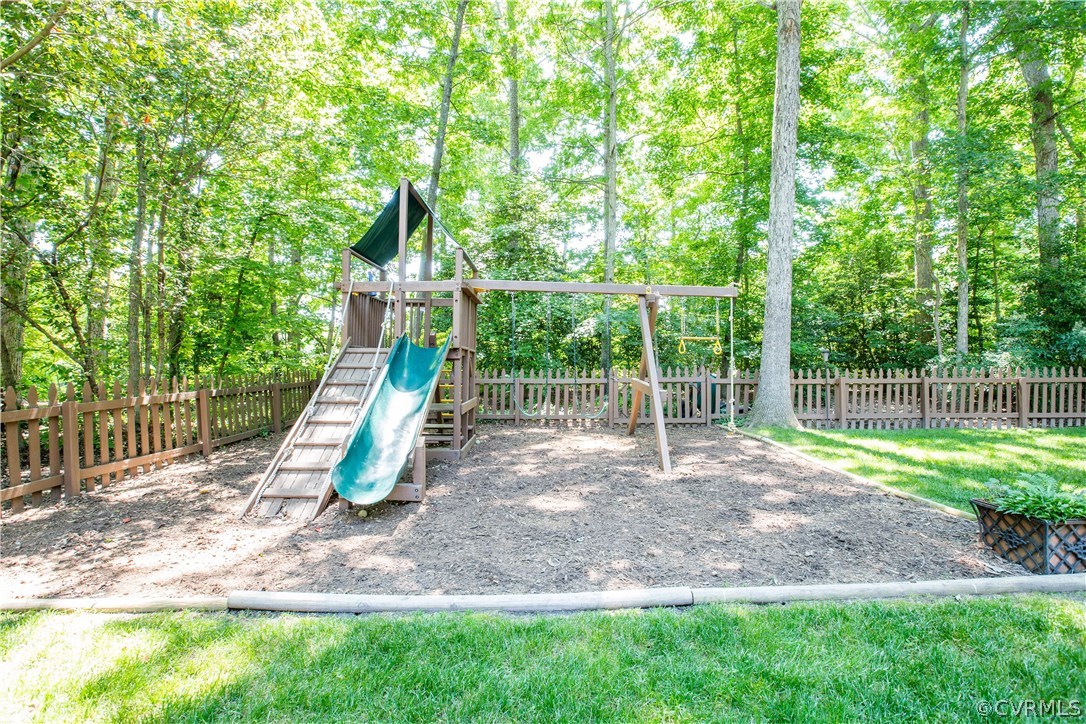 2403 Tanglebrook Road Midlothian, VA 23112 - Photo 25 of 25 Gallery Image 25