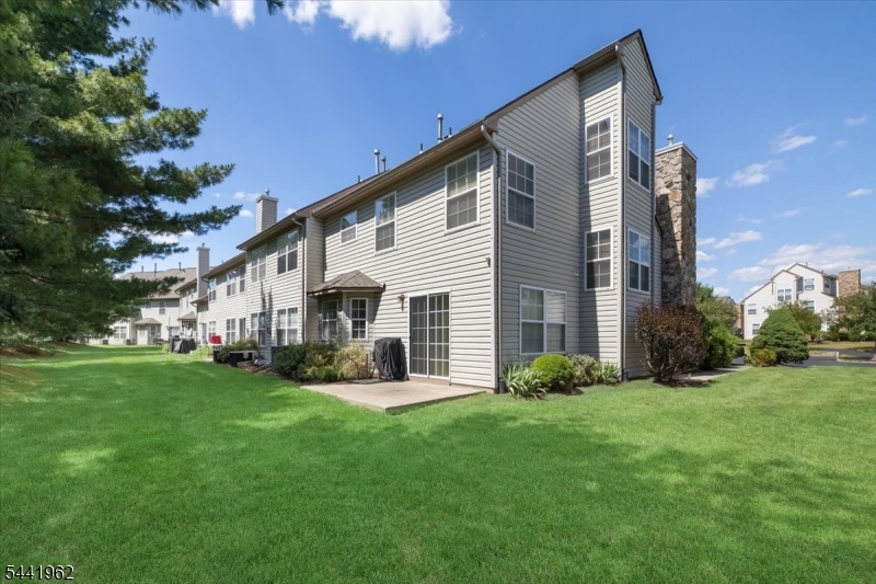 286 Nebula Road Piscataway, NJ 08854 - Photo 35 of 38