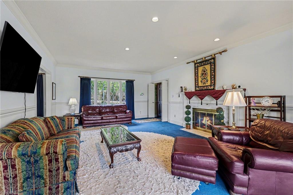 315 Dorado Drive High Point, NC 27265 - Photo 11 of 36