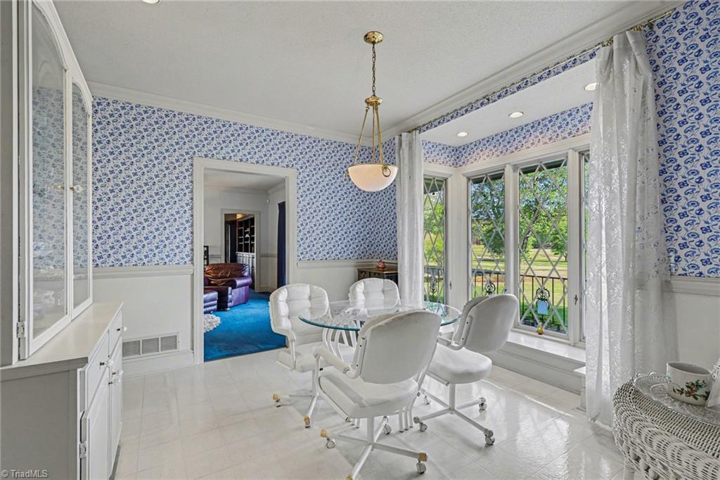 315 Dorado Drive High Point, NC 27265 - Photo 14 of 36