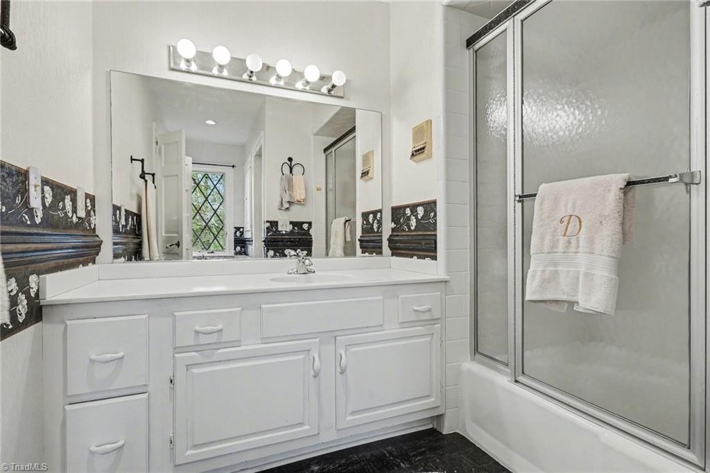 315 Dorado Drive High Point, NC 27265 - Photo 21 of 36