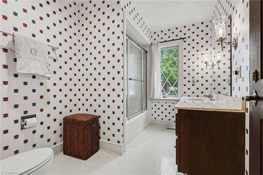 315 Dorado Drive High Point, NC 27265 - Photo 26 of 36