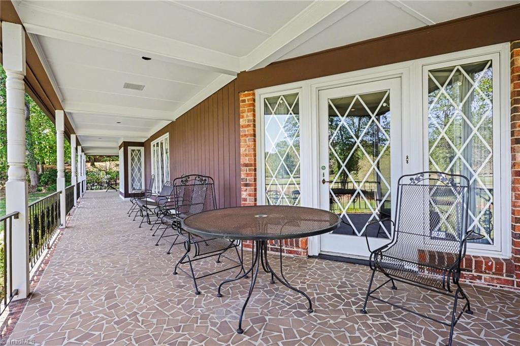 315 Dorado Drive High Point, NC 27265 - Photo 29 of 36