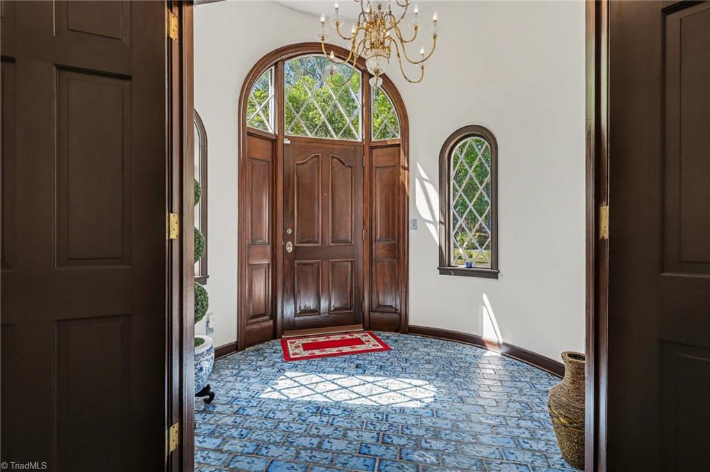 315 Dorado Drive High Point, NC 27265 - Photo 9 of 36