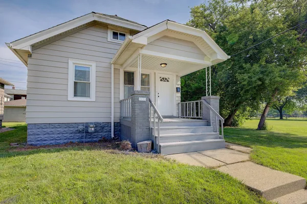 $215,000 | 5114 West Burnham Street, West Milwaukee, WI 53219