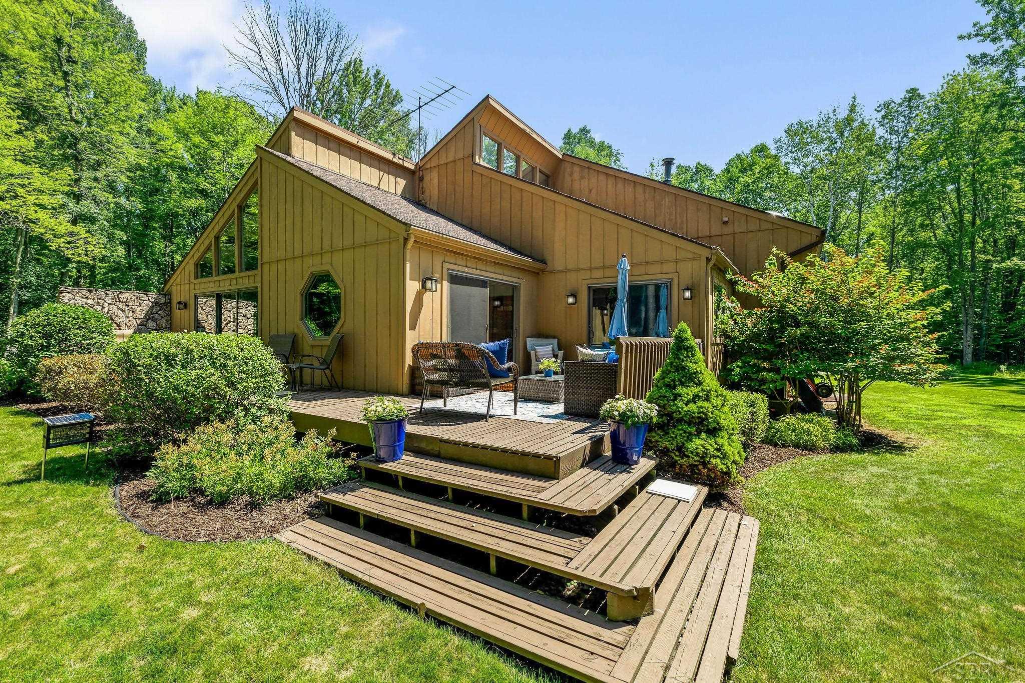4372 East Monroe Road Midland, MI 48642 - Photo 10 of 65 Gallery Image 10