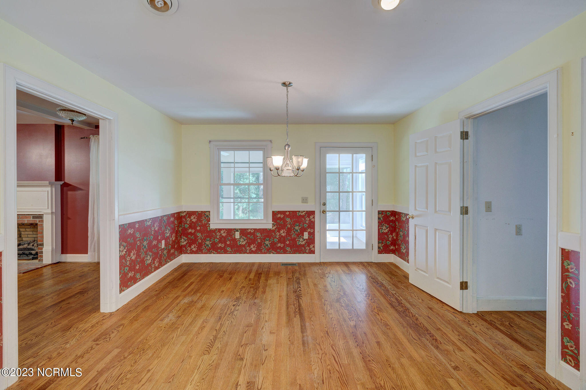 115 Country Place Road Wilmington, NC 28409 - Photo 12 of 54 115CountryPlaceEdit-22
