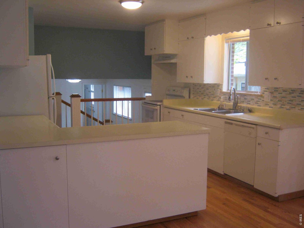 3990 Pleasant Ridge Road Boulder, CO 80301 - Photo 31 of 40 Seller provided - interior when property was vacant