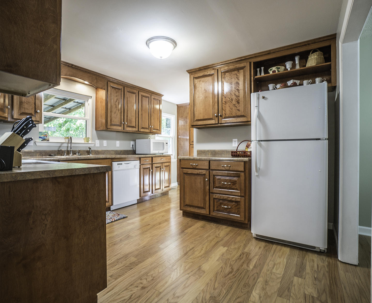 6910 Igou Ferry Road Harrison, TN 37341 - Photo 22 of 48 Kitchen 1
