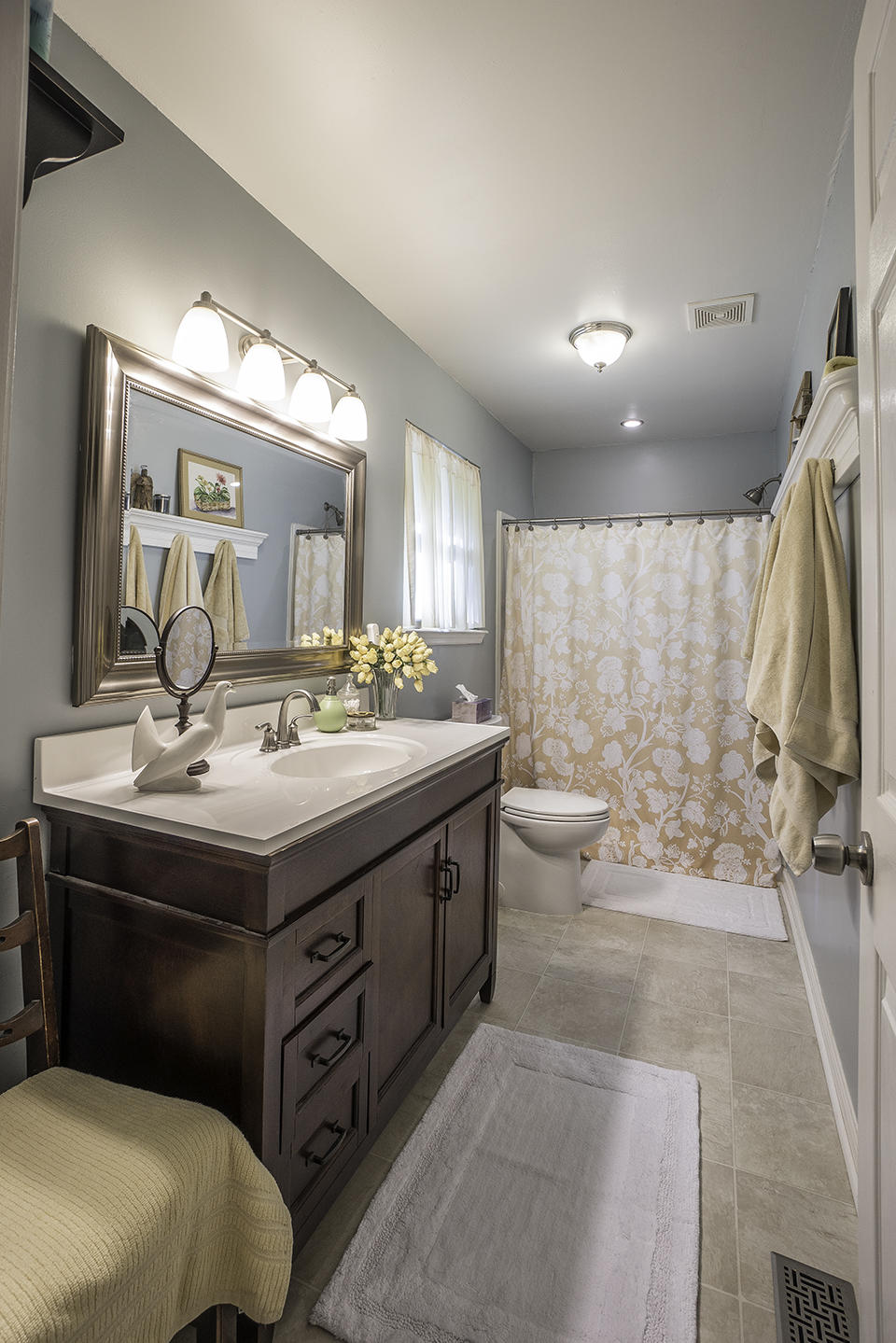 6910 Igou Ferry Road Harrison, TN 37341 - Photo 31 of 48 Master Bathroom