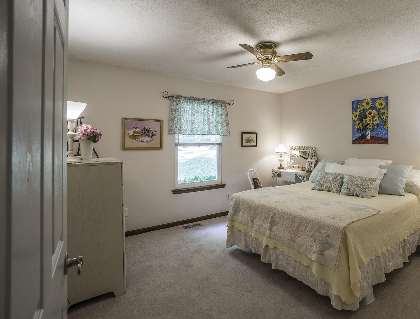 6910 Igou Ferry Road Harrison, TN 37341 - Photo 32 of 48 Guest Bedroom 2