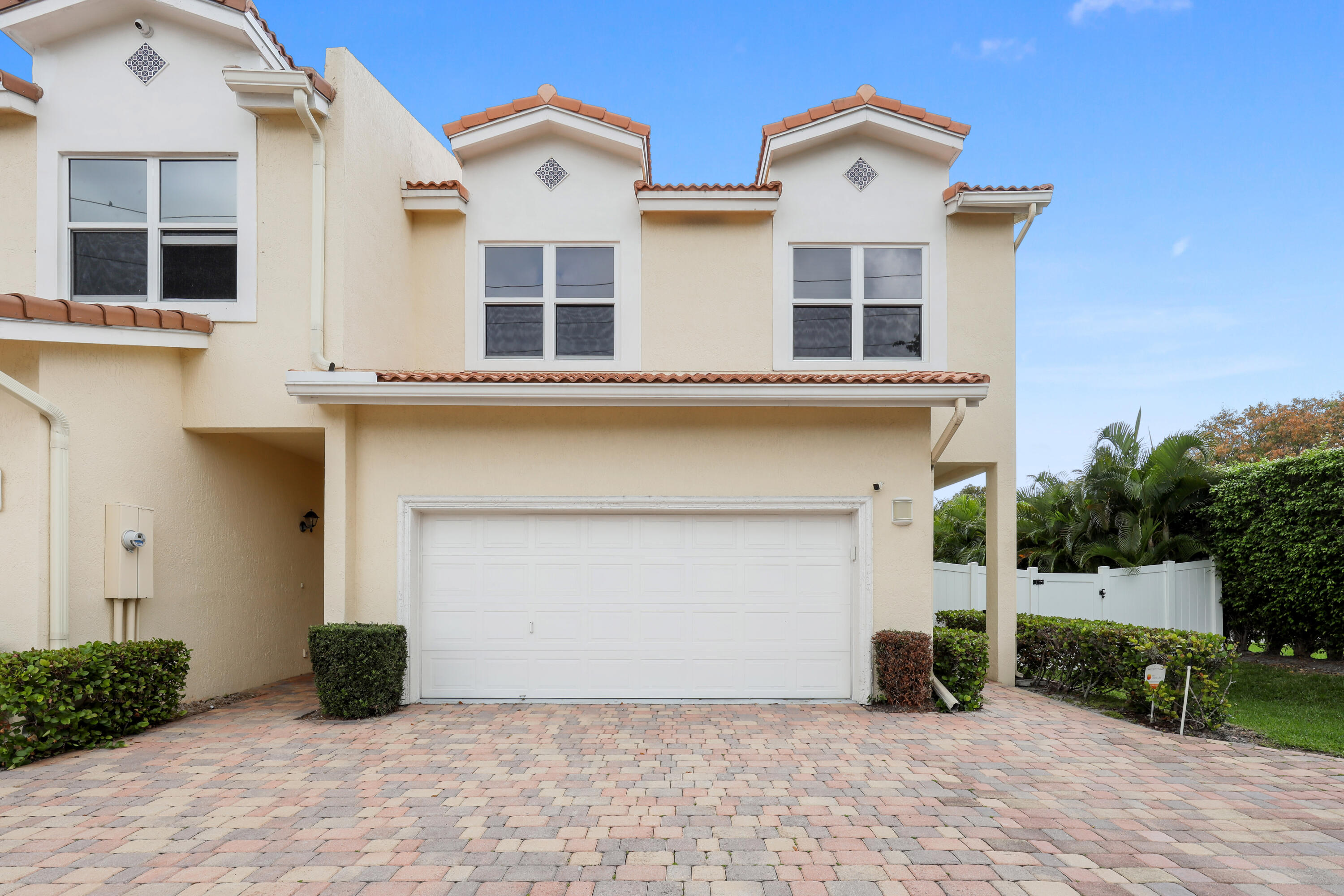 4210 Northeast 5th Avenue Boca Raton, FL 33431 - Photo 1 of 18 4210 NE 5th Ave (Front)