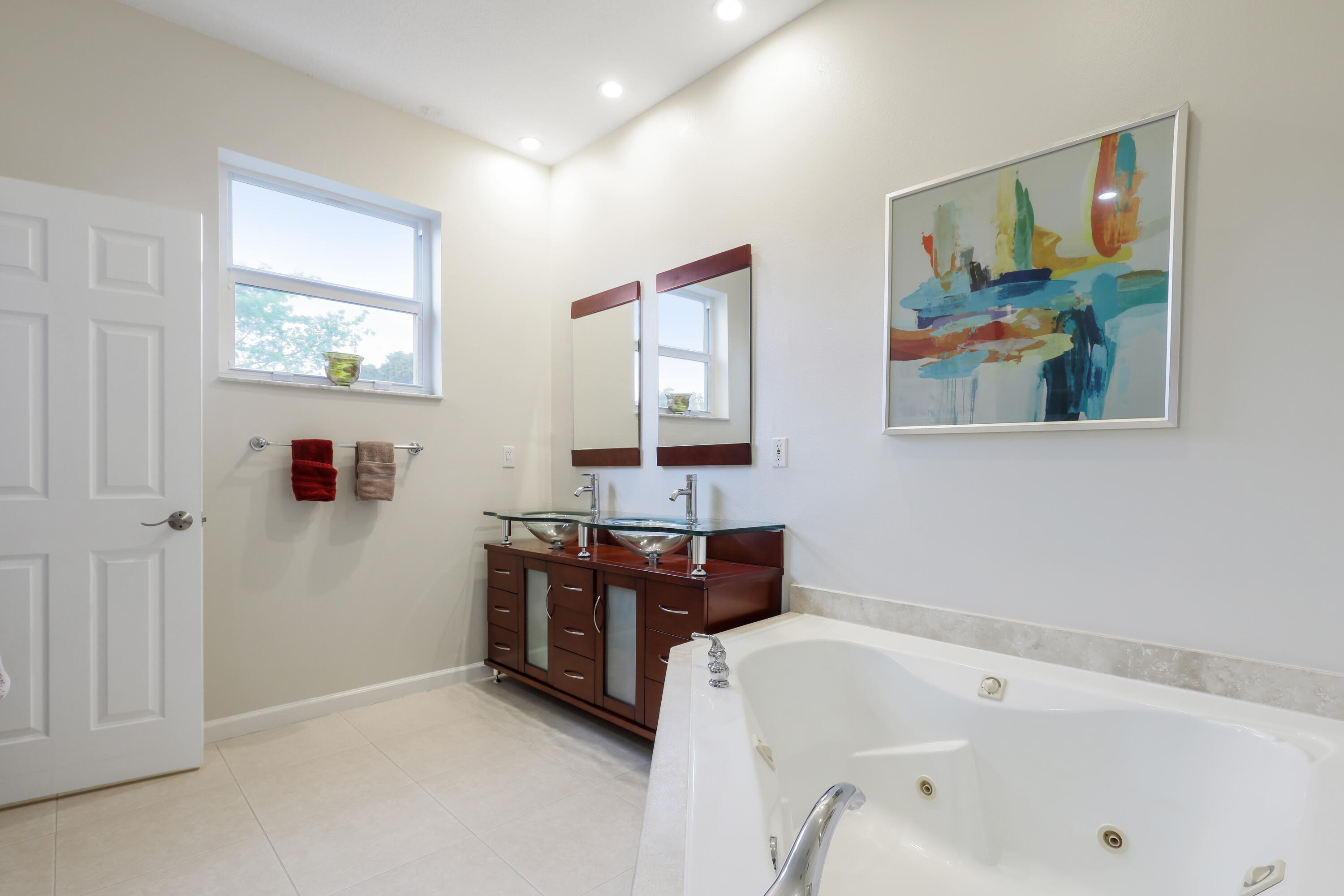 4210 Northeast 5th Avenue Boca Raton, FL 33431 - Photo 11 of 18 4210 NE 5th Ave (Bath #1)