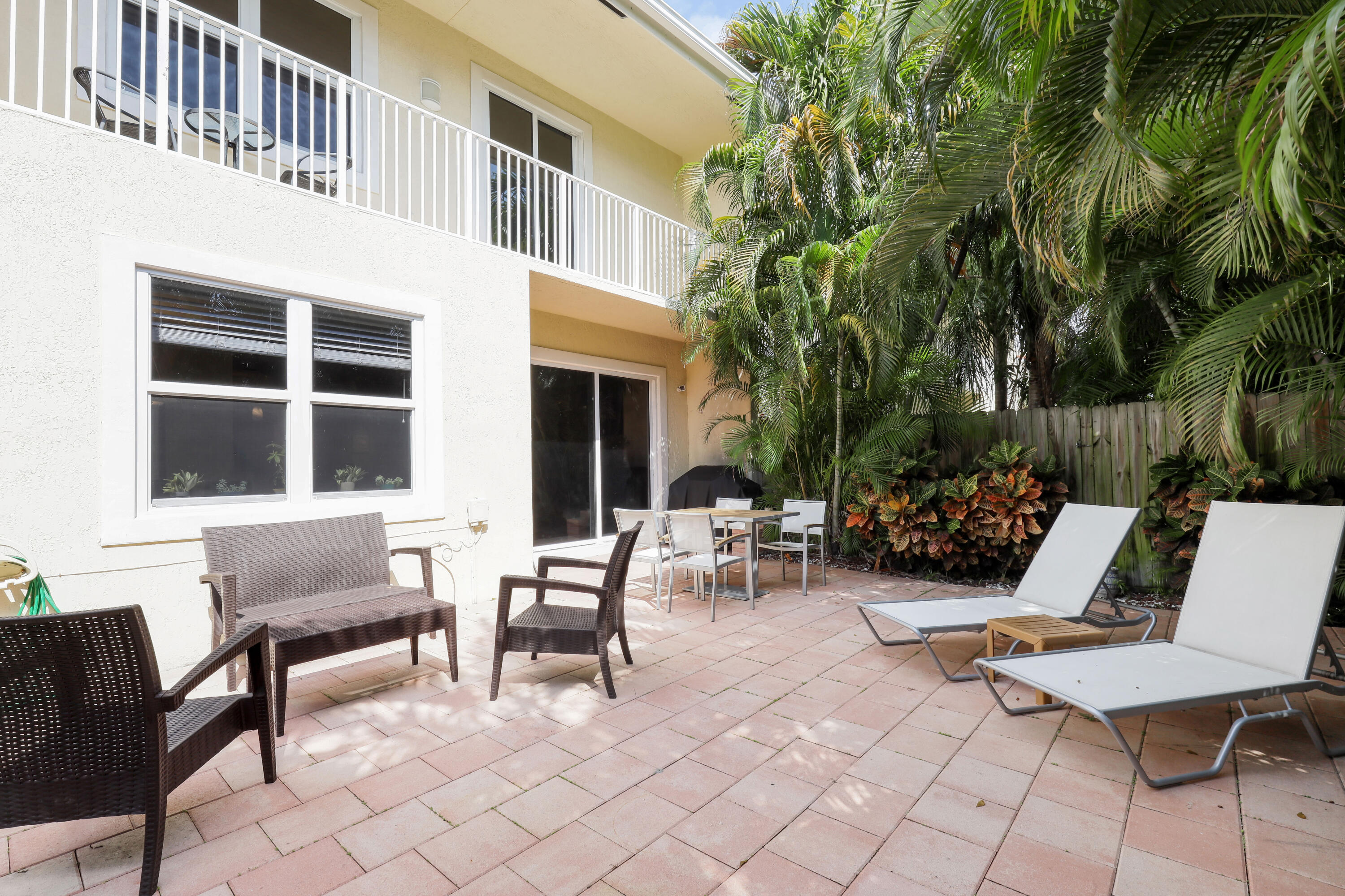 4210 Northeast 5th Avenue Boca Raton, FL 33431 - Photo 17 of 18 4210 NE 5th Ave (Patio2)