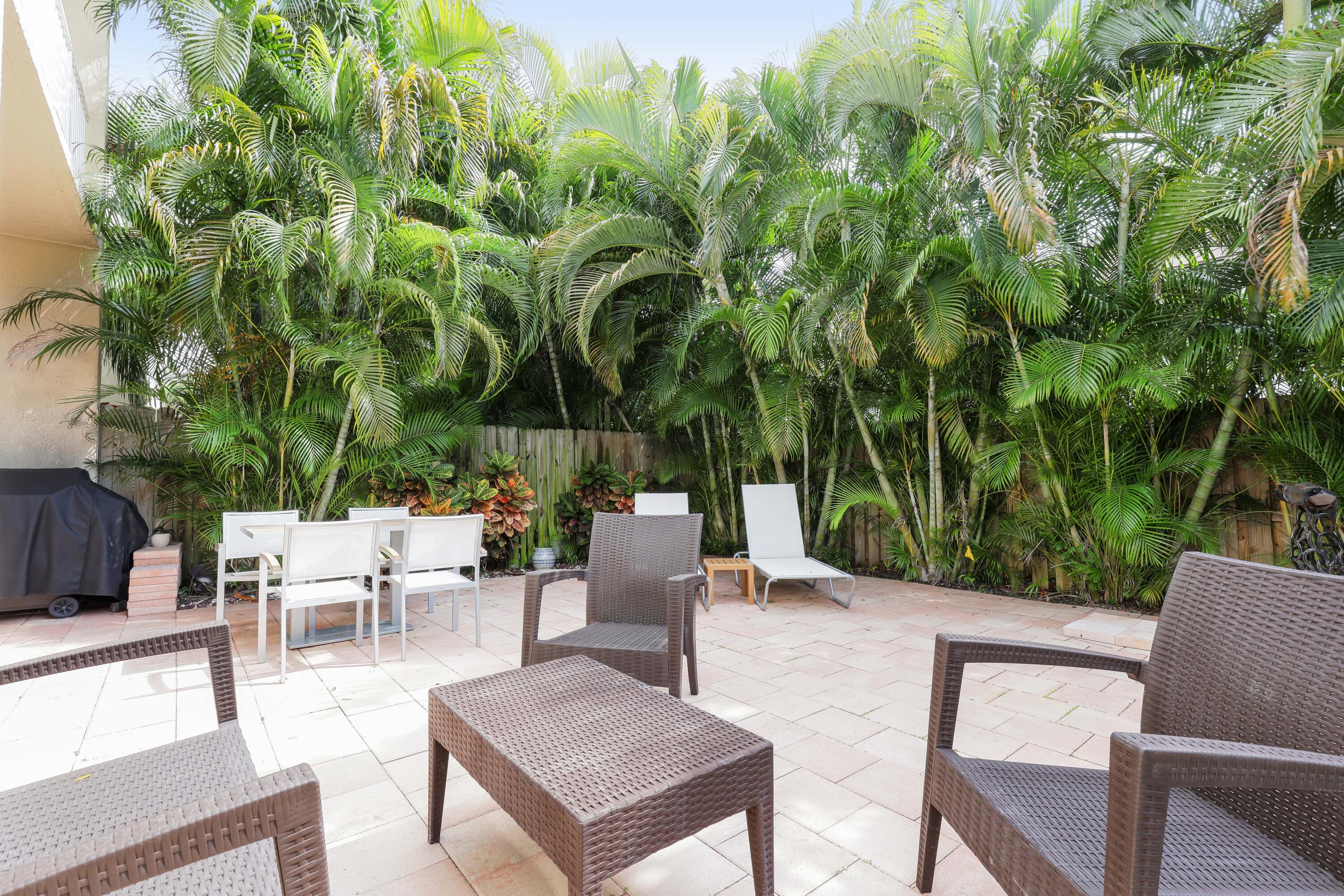 4210 Northeast 5th Avenue Boca Raton, FL 33431 - Photo 18 of 18 4210 NE 5th Ave (Patio1)