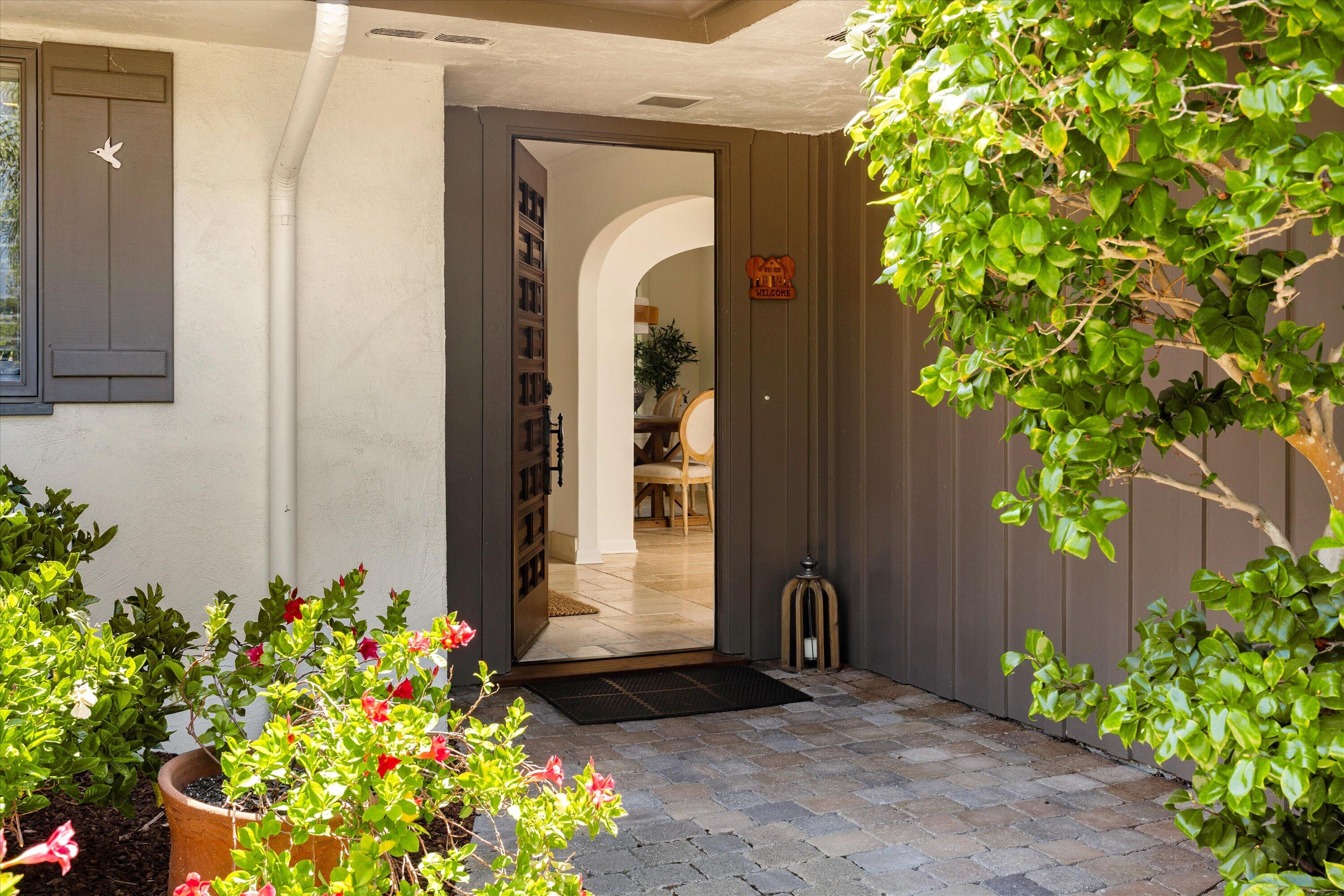 200 Morada Lane Santa Barbara, CA 93105 - Photo 4 of 39 Entry
