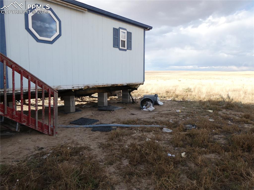 10495 Dan View Yoder, CO 80864 - Photo 5 of 33 a living room with furniture