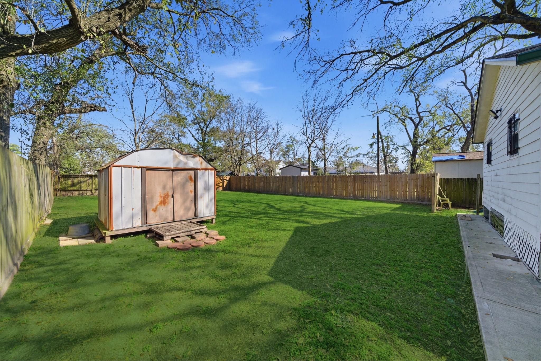 5109 Fitch Street Houston, TX 77016 - Photo 18 of 22 a front view of a house with garden