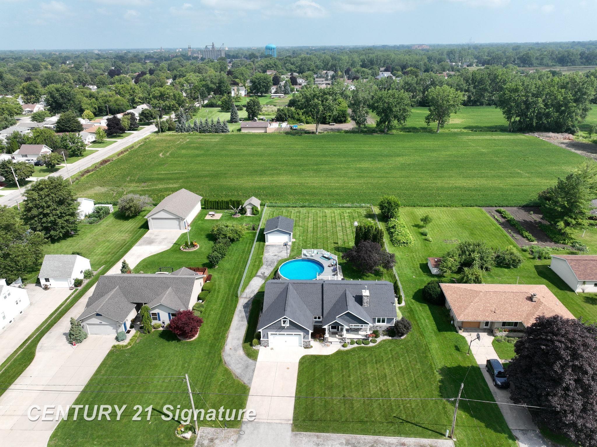 1705 Cass Avenue Road Bay City, MI 48708 - Photo 4 of 38 Gallery Image 4