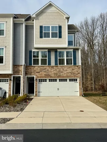 $3,250 | 813 Canary Island Court, Newark, DE 19702