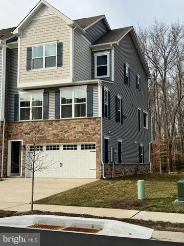 $3,250 | 813 Canary Island Court, Newark, DE 19702