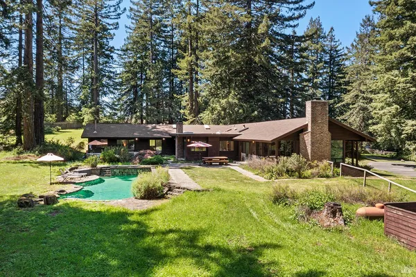 $2,885,000 | 1650 Jonive Road, Sebastopol, CA 95472