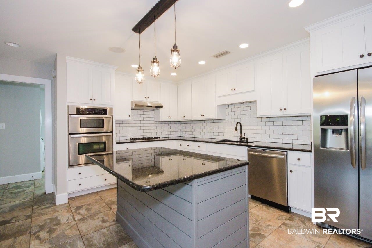 17527 River Road Summerdale, AL 36580 - Photo 7 of 50 Kitchen