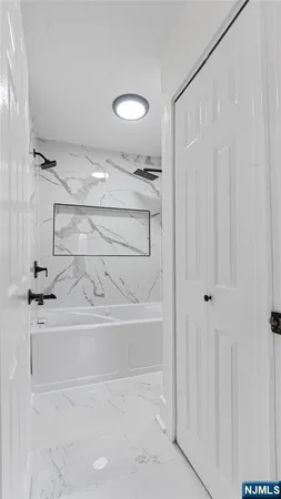 $3,450 | 270 Ogden Street, Orange, NJ 07050