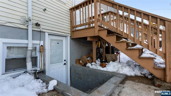 $3,450 | 270 Ogden Street, Orange, NJ 07050