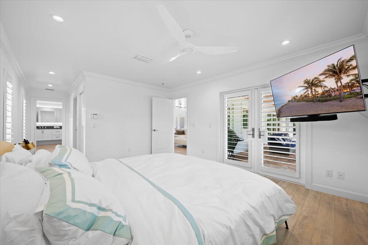 48 Ocean Drive Jupiter, FL 33469 - Photo 14 of 33 Primary Suite