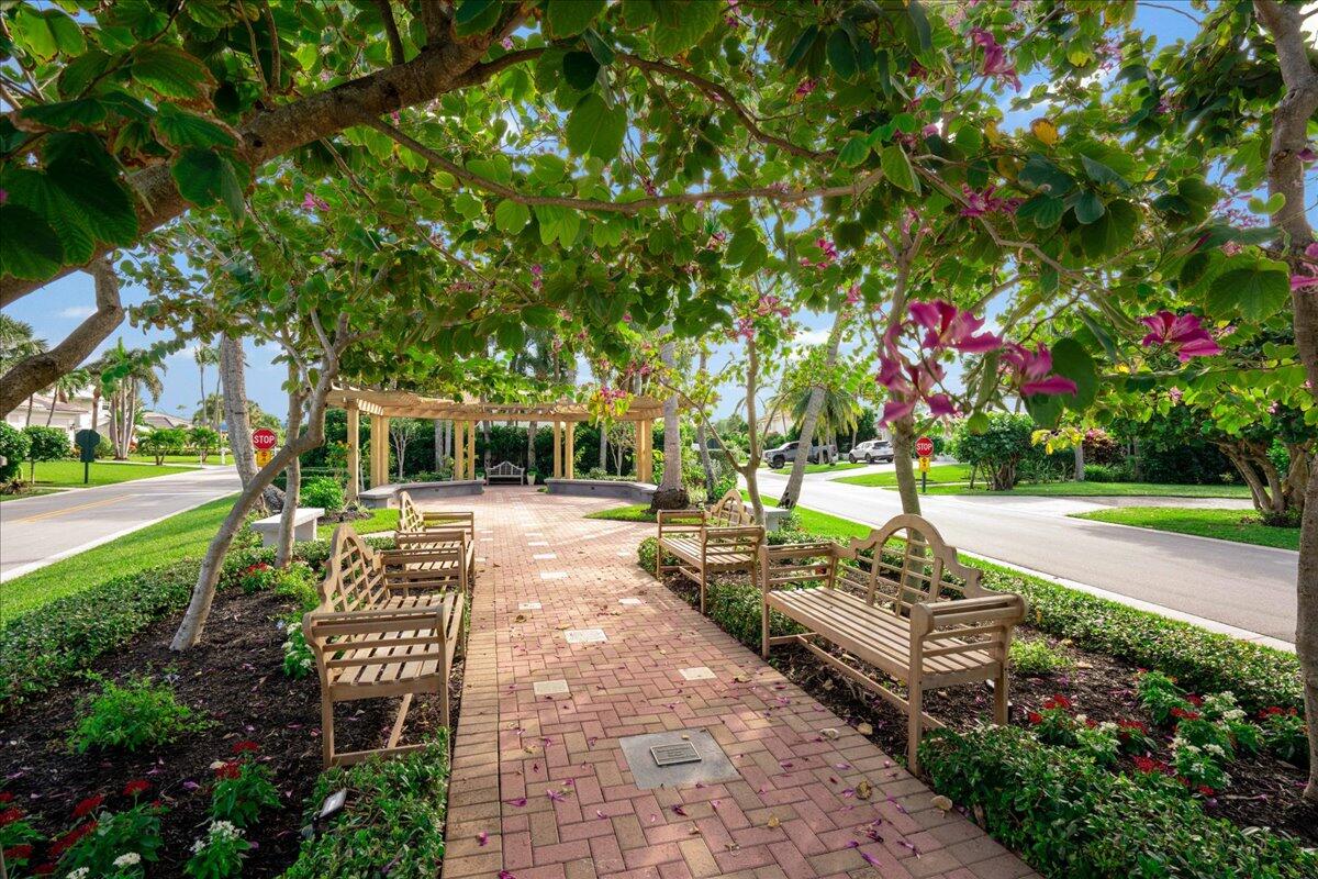 48 Ocean Drive Jupiter, FL 33469 - Photo 32 of 33 Como Park