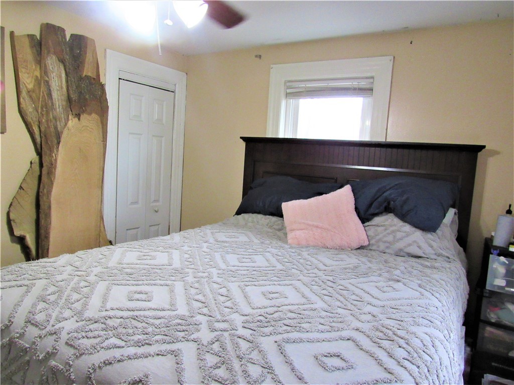 61 Spring Grove Avenue Warwick, RI 02889 - Photo 16 of 39 Gallery Image 16