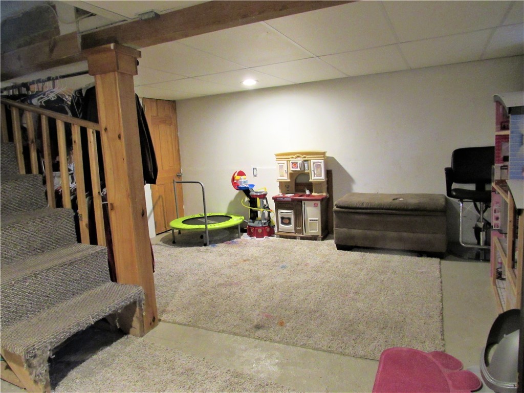 61 Spring Grove Avenue Warwick, RI 02889 - Photo 25 of 39 Gallery Image 25