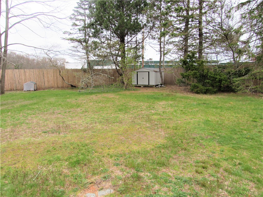 61 Spring Grove Avenue Warwick, RI 02889 - Photo 35 of 39 Gallery Image 35