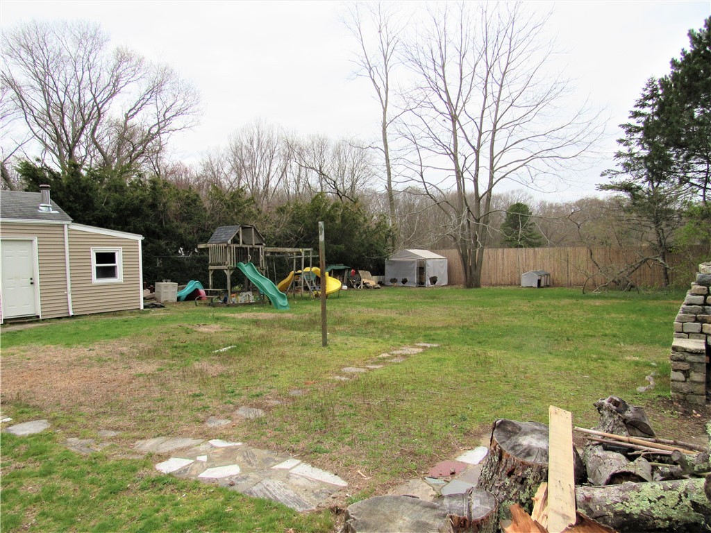 61 Spring Grove Avenue Warwick, RI 02889 - Photo 36 of 39 Gallery Image 36