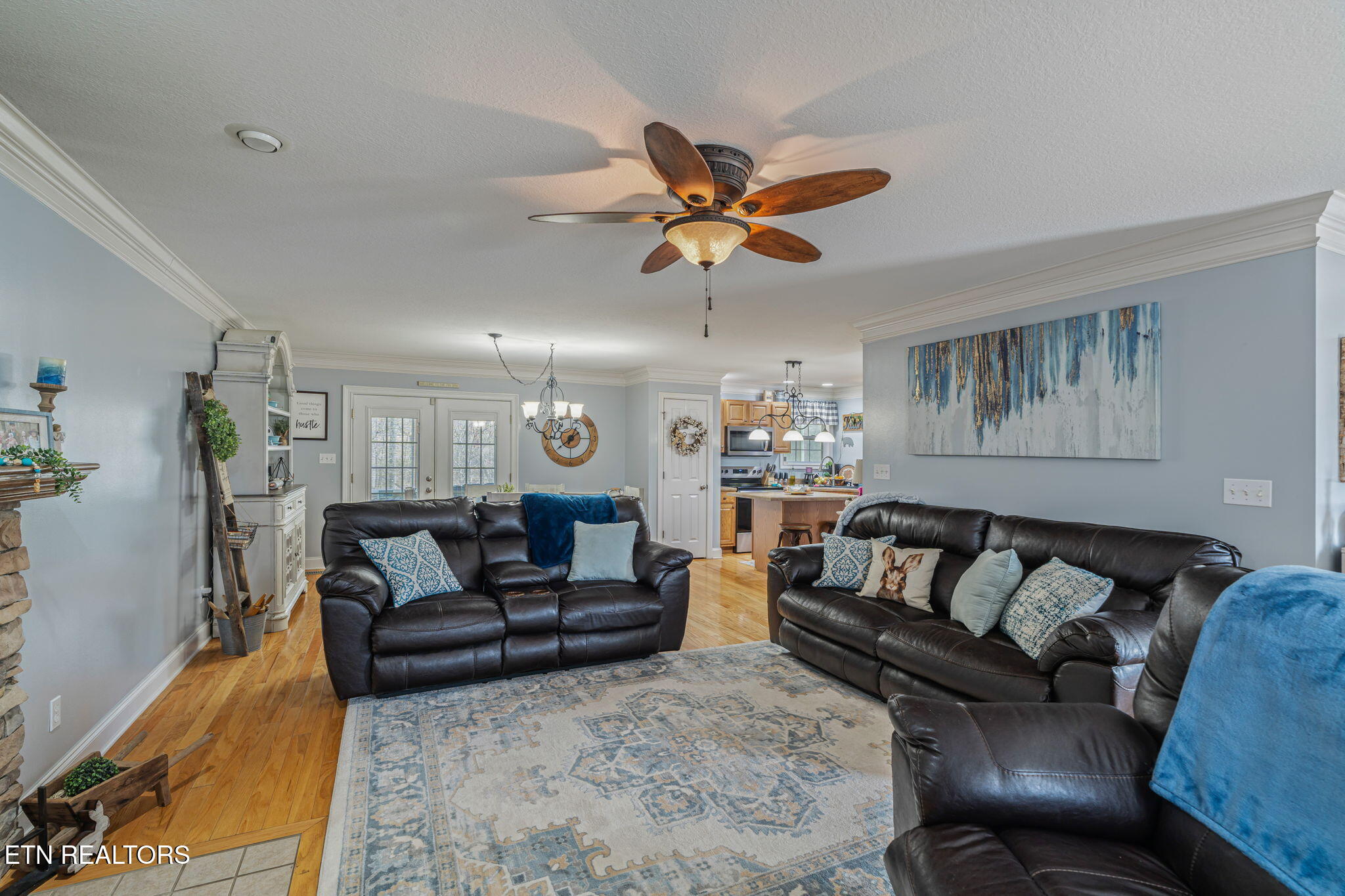 5301 Azinger Lane Corryton, TN 37721 - Photo 12 of 43 12-web-or-mls-5301 Azinger Lane-13