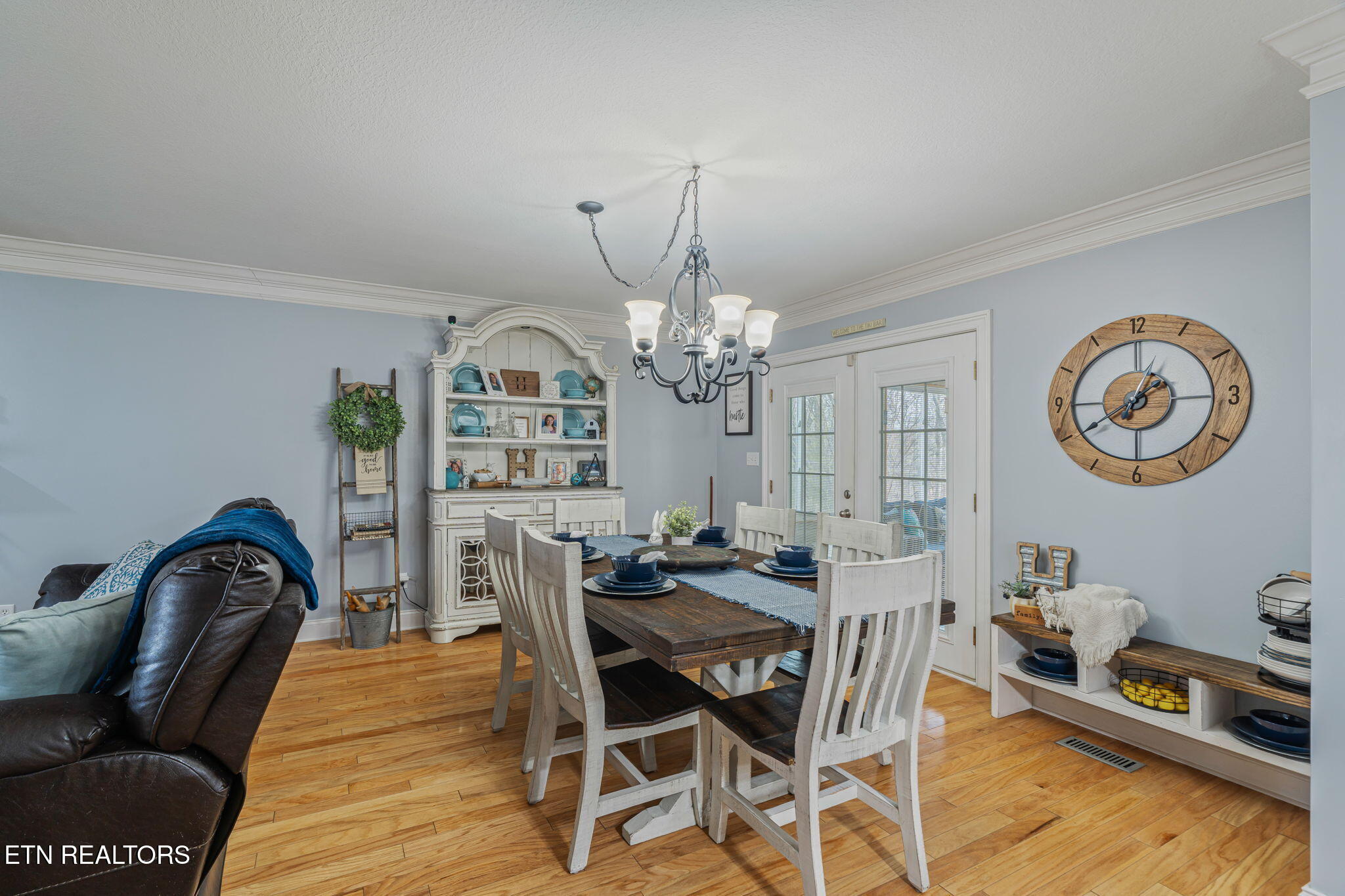 5301 Azinger Lane Corryton, TN 37721 - Photo 13 of 43 13-web-or-mls-5301 Azinger Lane-14