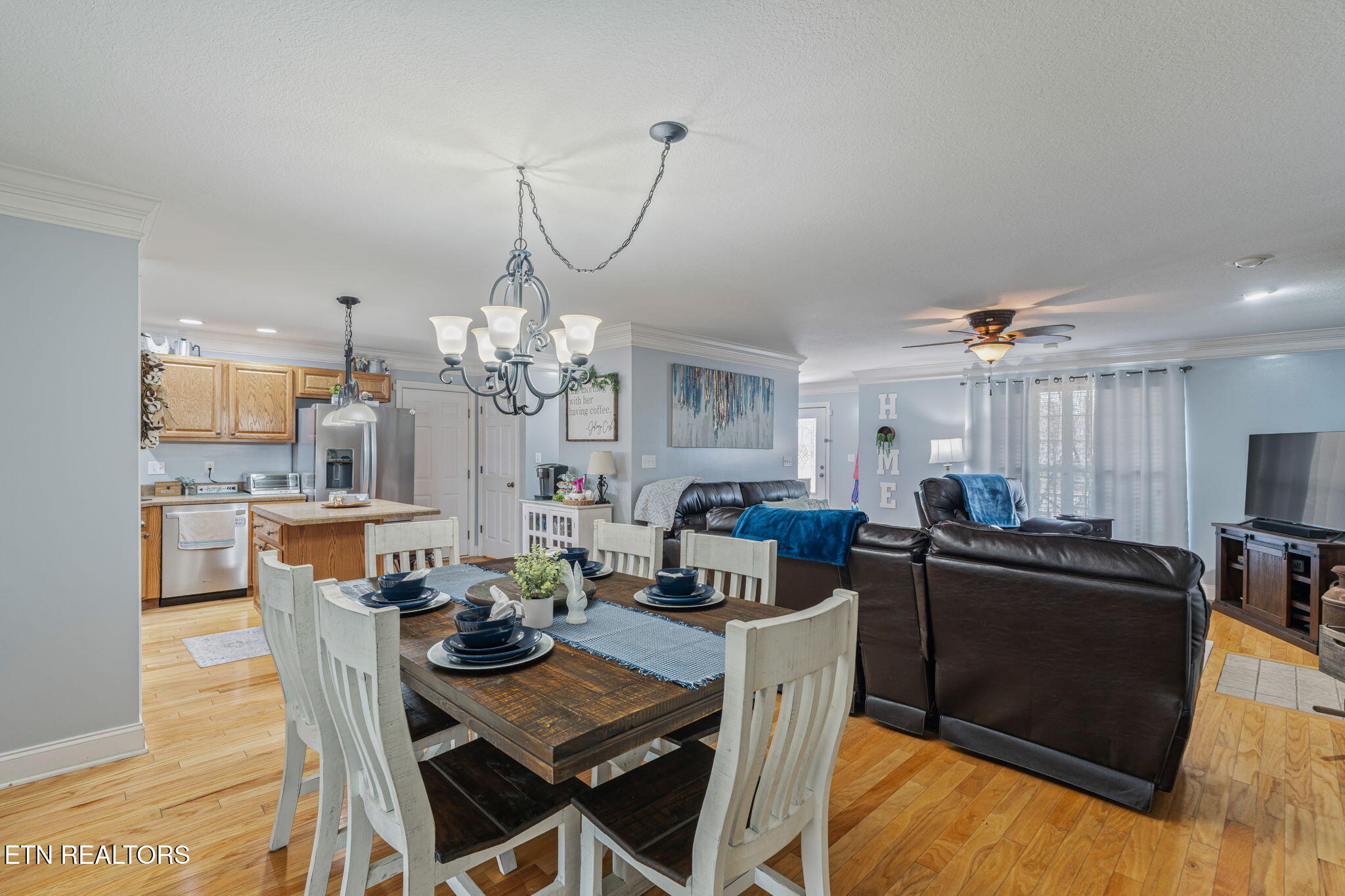 5301 Azinger Lane Corryton, TN 37721 - Photo 14 of 43 14-web-or-mls-5301 Azinger Lane-15