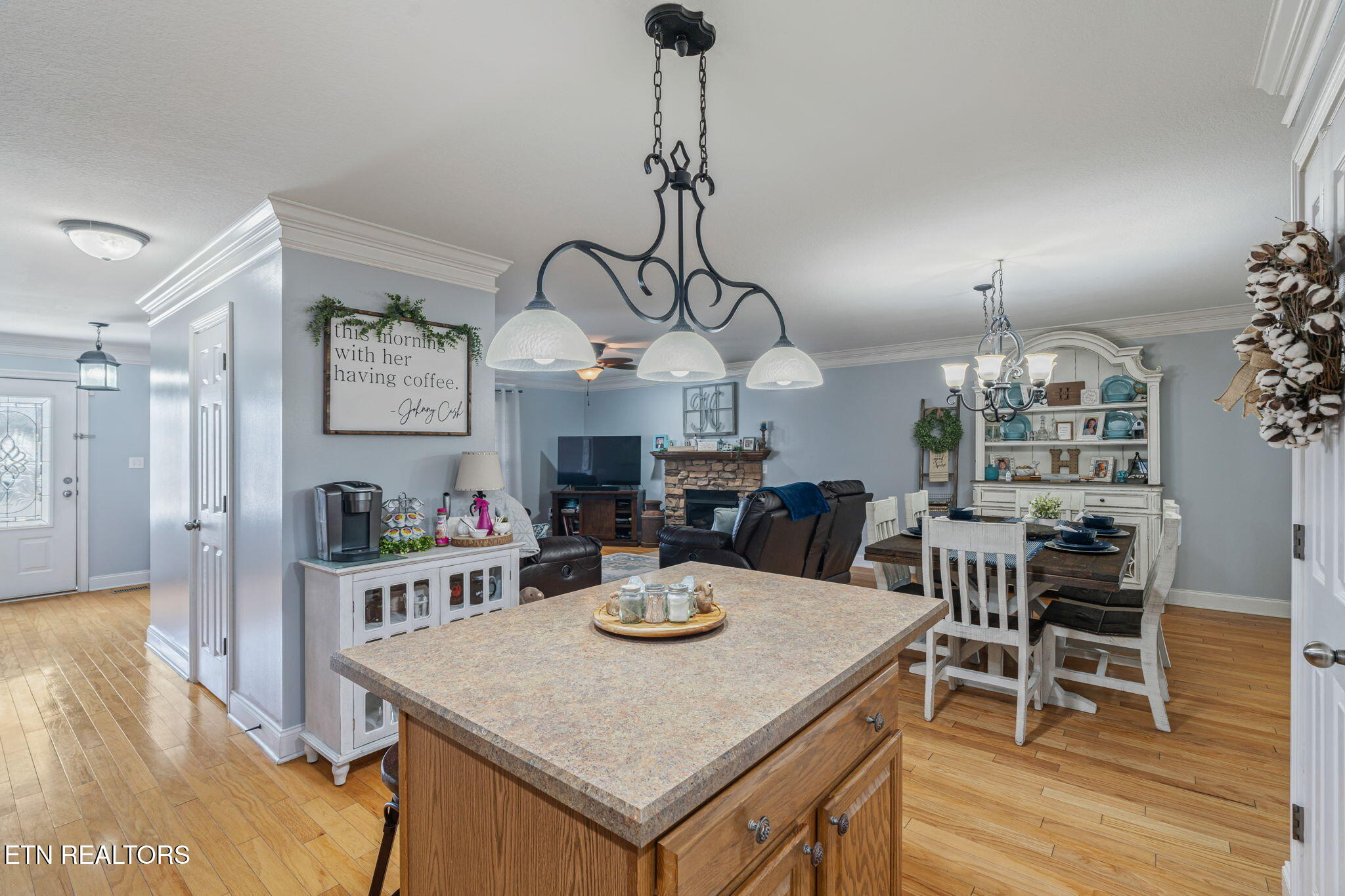 5301 Azinger Lane Corryton, TN 37721 - Photo 19 of 43 18-web-or-mls-5301 Azinger Lane-19