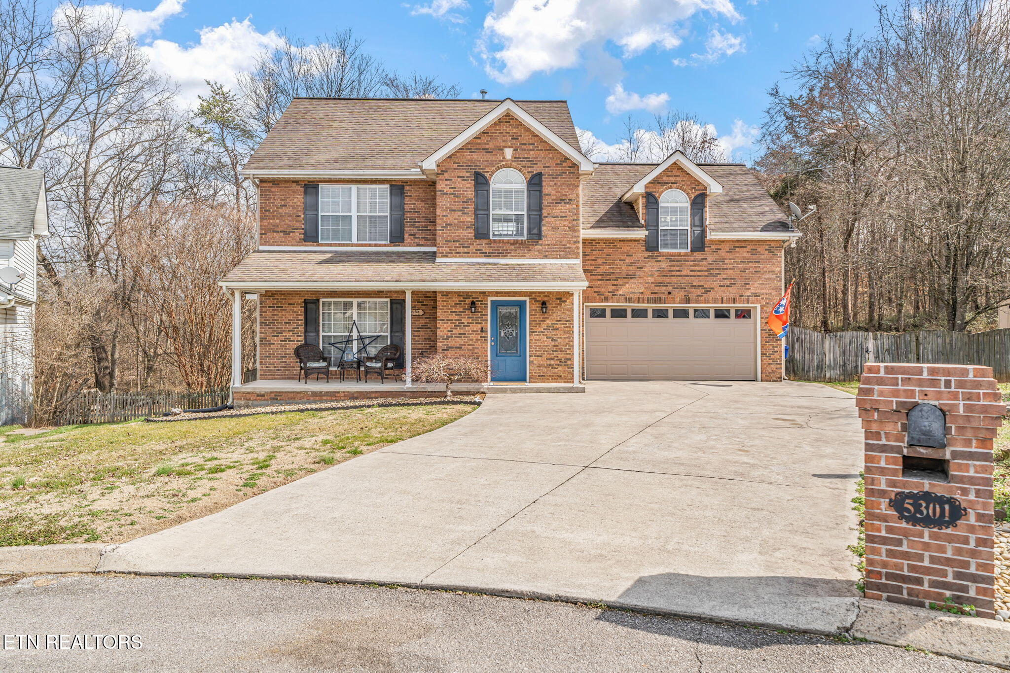 5301 Azinger Lane Corryton, TN 37721 - Photo 3 of 43 2-web-or-mls-5301 Azinger Lane-3