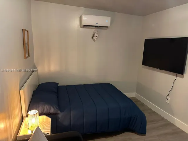 $1,450 | 1822 Northwest 4th Street, Unit C, Miami, FL 33125