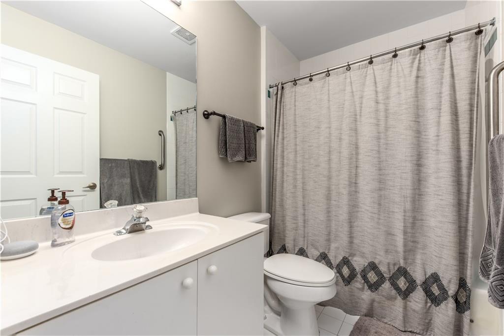 2504 Southeast Springtree Place Stuart, FL 34997 - Photo 16 of 20 Gallery Image 16
