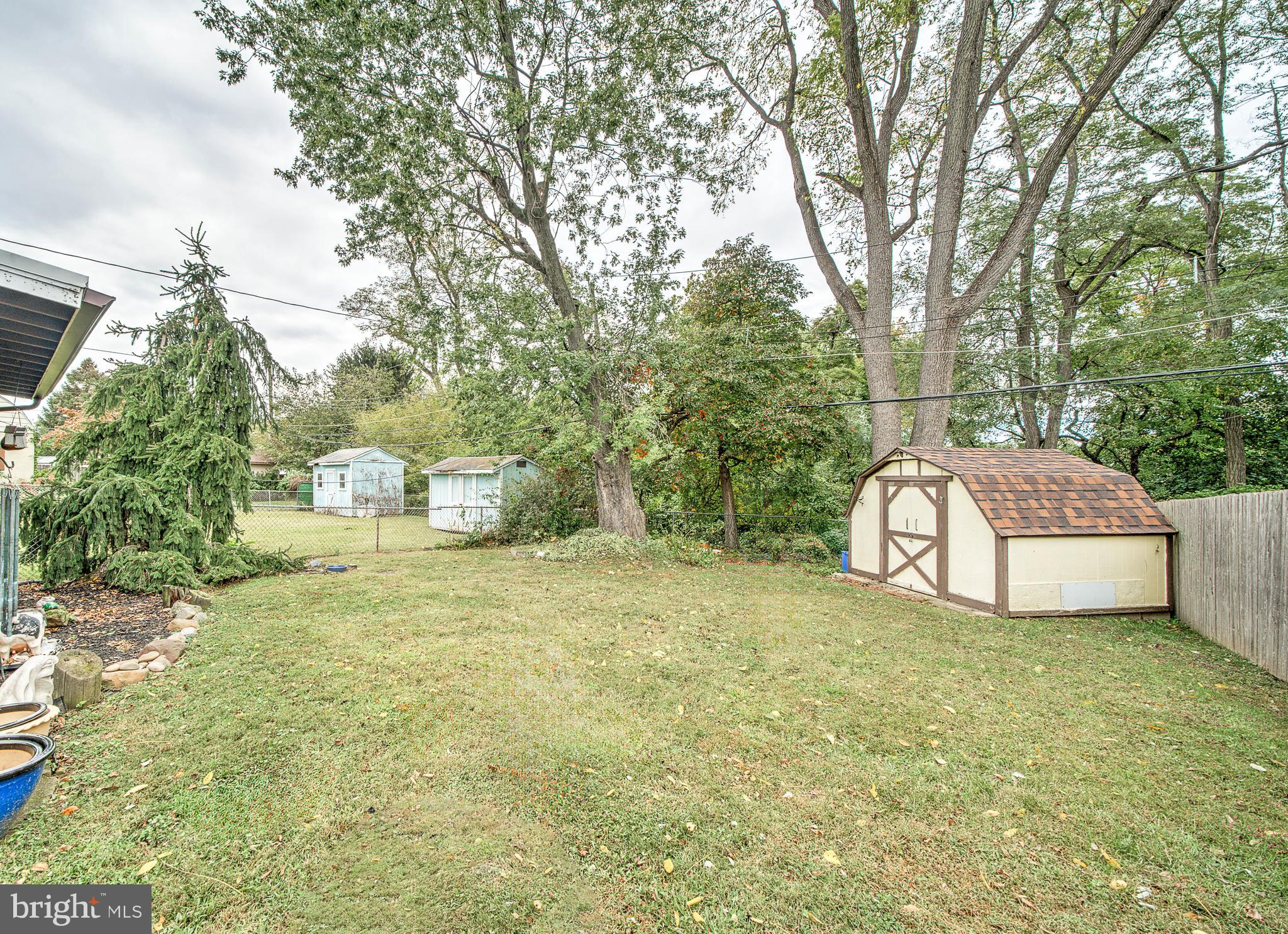 9346 Rising Sun Avenue Philadelphia, PA 19115 - Photo 23 of 28 backyard