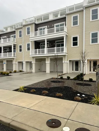 $1,380,000 | 418-420 Farragut Road, Unit H, Wildwood Crest, NJ 08260