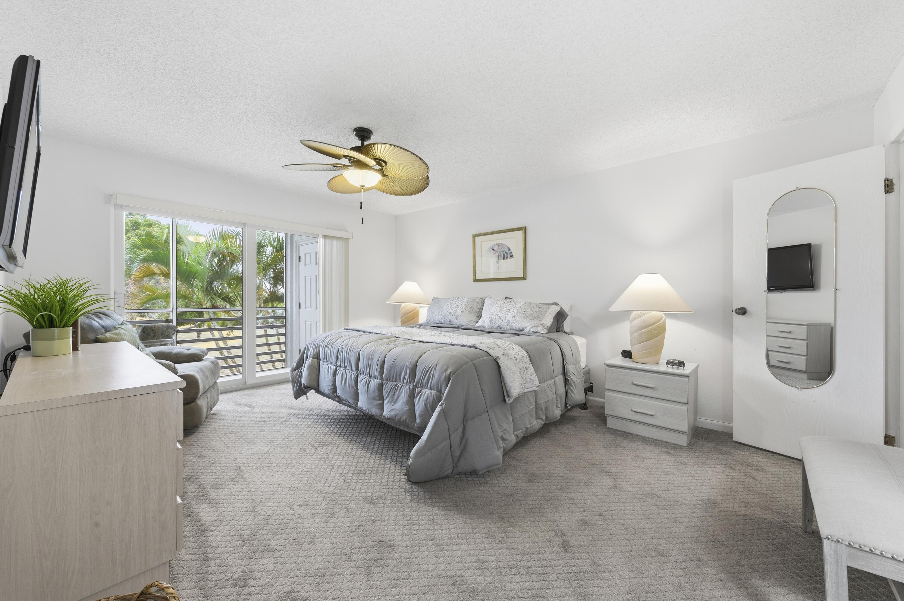 717 Highway 1, Unit 707 Jupiter, FL 33477 - Photo 18 of 33 Primary Bedroom