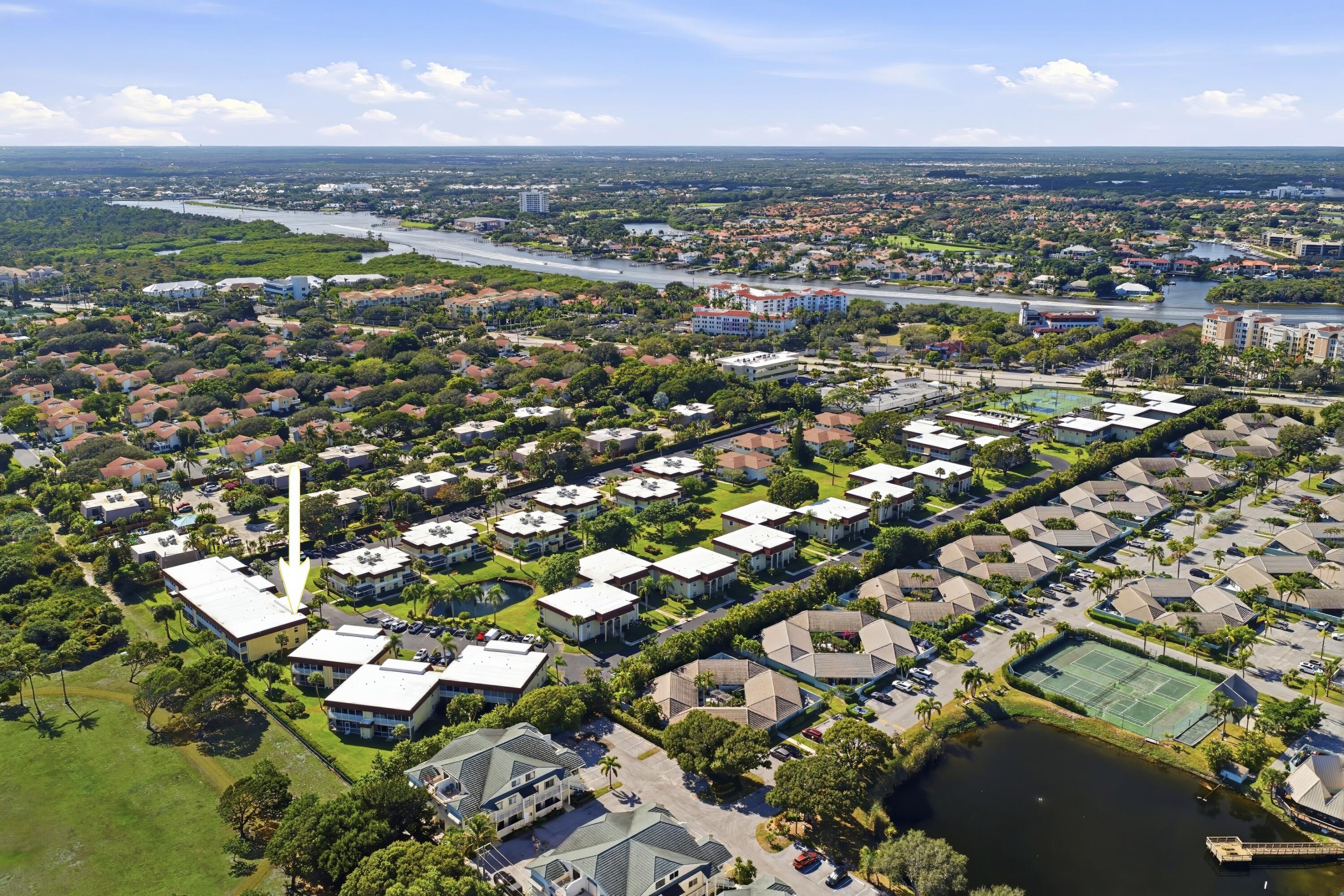717 Highway 1, Unit 707 Jupiter, FL 33477 - Photo 31 of 33 an aerial view of multiple house