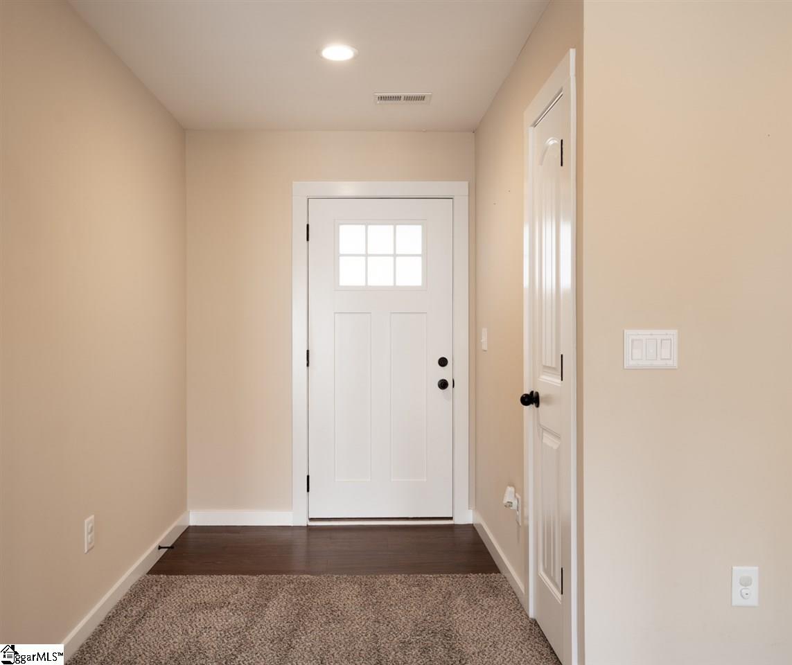 115 Georgia Acres Road Gray Court, SC 29645 - Photo 4 of 26 Gallery Image 4