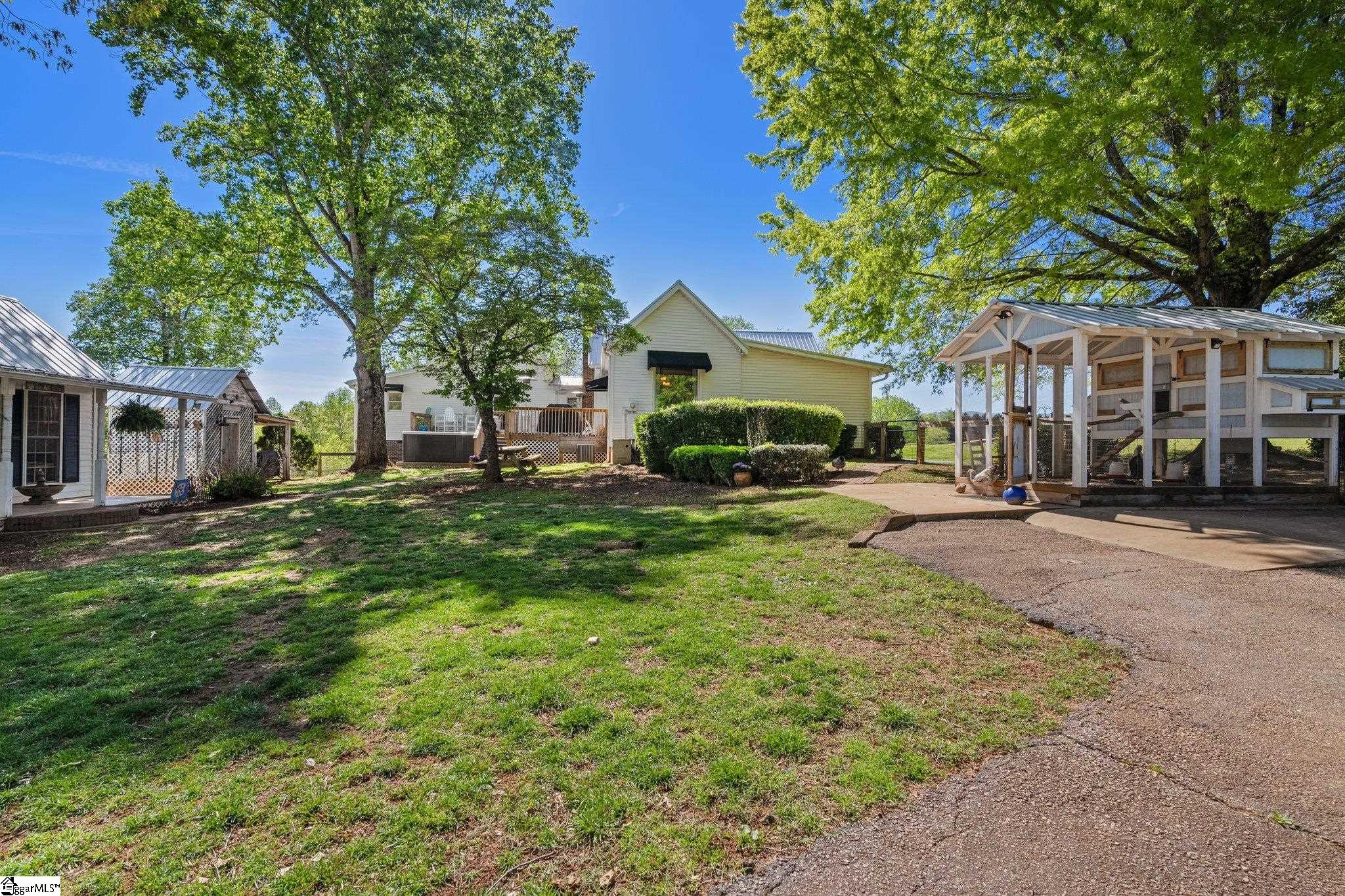 1124 Tugaloo Road Landrum, SC 29356 - Photo 25 of 36