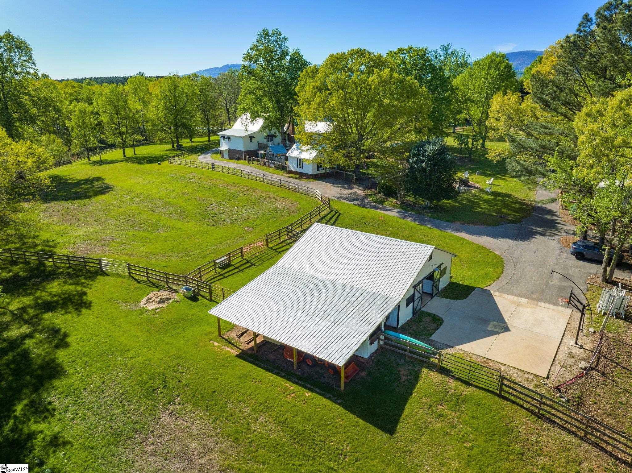 1124 Tugaloo Road Landrum, SC 29356 - Photo 35 of 36
